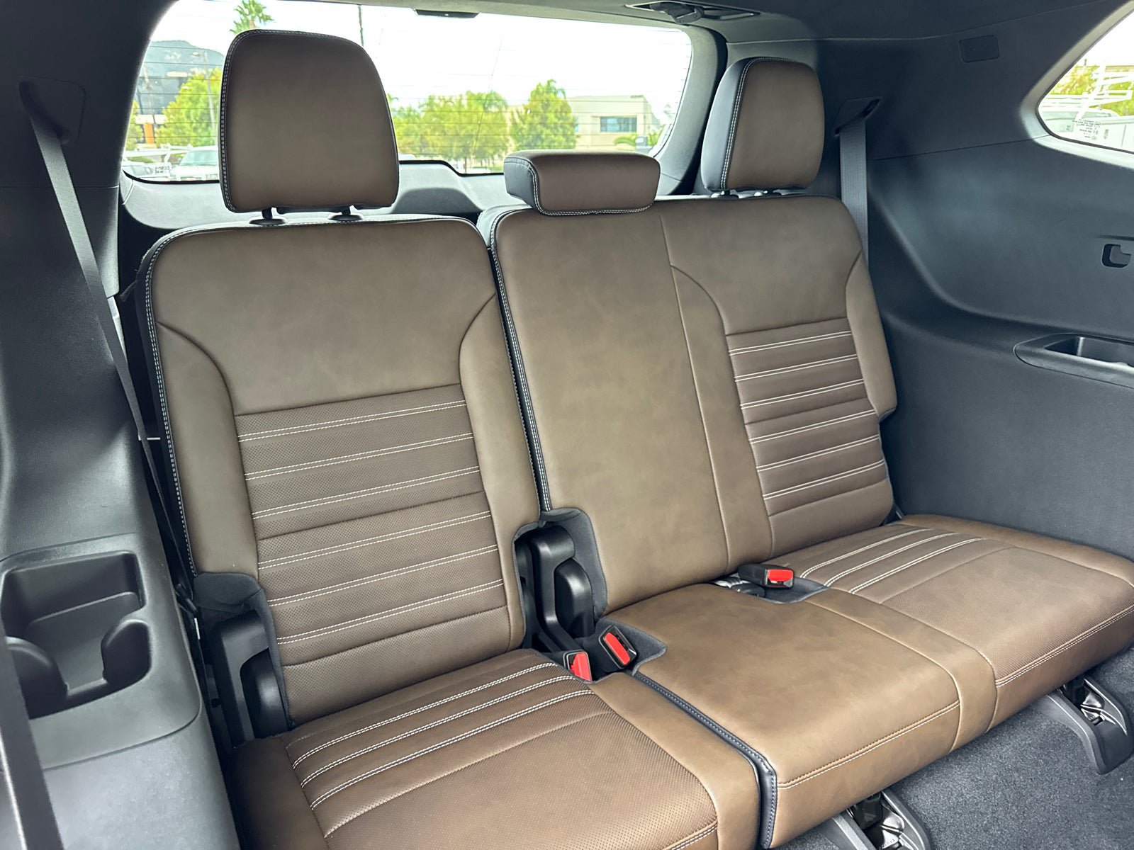 Used 2026 GMC Acadia Denali Ultimate w/ LPO, Floor Liner Package AWD/4WD image 19