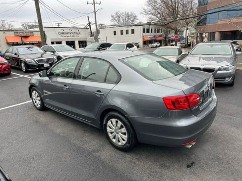 Used 2014 Volkswagen Jetta S image 11