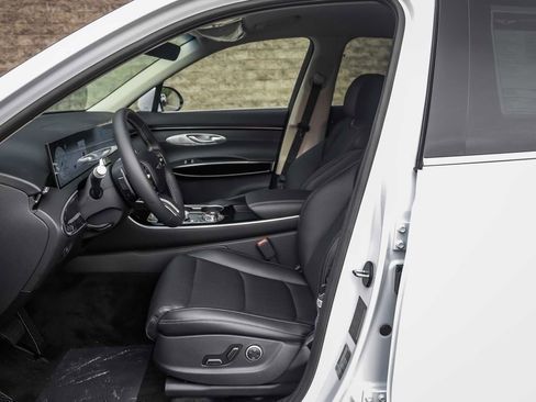 New 2026 Genesis GV70 2.5T image 12