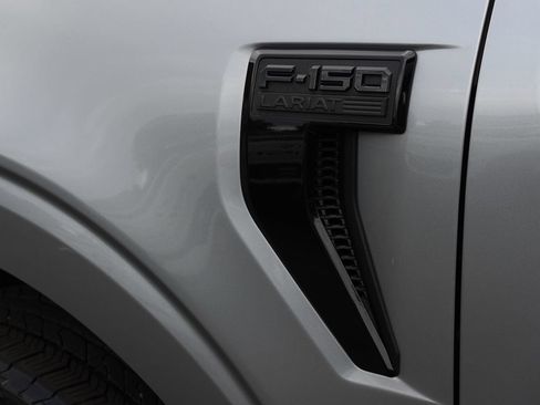 Used 2025 Ford F150 Lariat AWD/4WD image 15