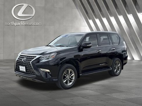 Certified 2020 Lexus GX 460 Premium w/ Premium Package AWD/4WD image 3