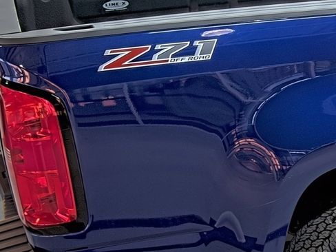 Used 2016 Chevrolet Colorado Z71 image 13