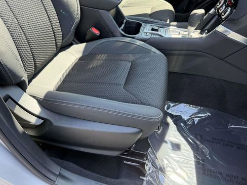 Certified 2024 Subaru Forester Premium AWD/4WD image 11