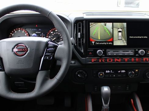 New 2026 Nissan Frontier PRO-4X w/ Pro-4x Convenience Package image 4