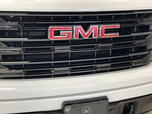 Used 2025 GMC Sierra 1500 Elevation AWD/4WD image 29