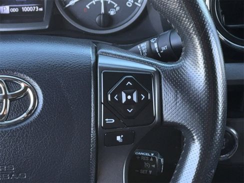 Used 2017 Toyota Tacoma TRD Pro image 17