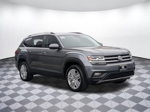 Used 2019 Volkswagen Atlas SE w/ Panoramic Sunroof Package AWD/4WD image 7