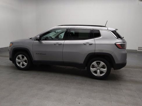 Used 2021 Jeep Compass Latitude FWD image 3