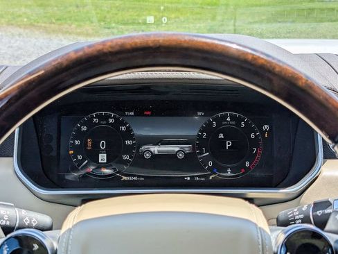 Used 2019 Land Rover Range Rover HSE AWD/4WD image 23