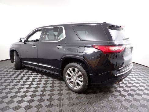 Used 2019 Chevrolet Traverse Premier w/ LPO, Blackout Package AWD/4WD image 14