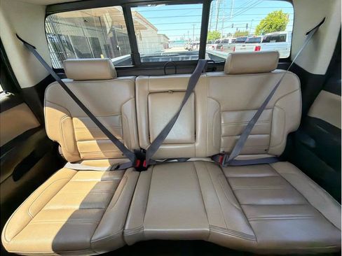 Used 2018 GMC Sierra 3500 Denali w/ Duramax Plus Package AWD/4WD image 10