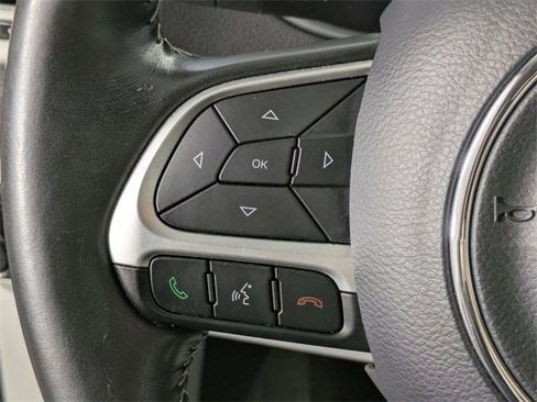 Used 2018 Jeep Compass Latitude w/ Popular Equipment Group image 19