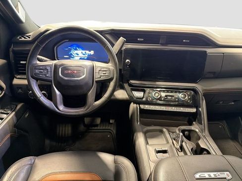 Used 2025 GMC Sierra 3500 AT4 w/ AT4 Premium Plus Package AWD/4WD image 21