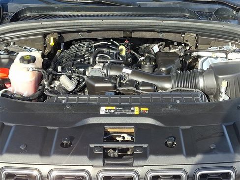 Used 2024 Jeep Grand Cherokee L Laredo image 27