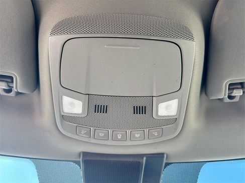 Used 2020 Ford F150 XLT image 19