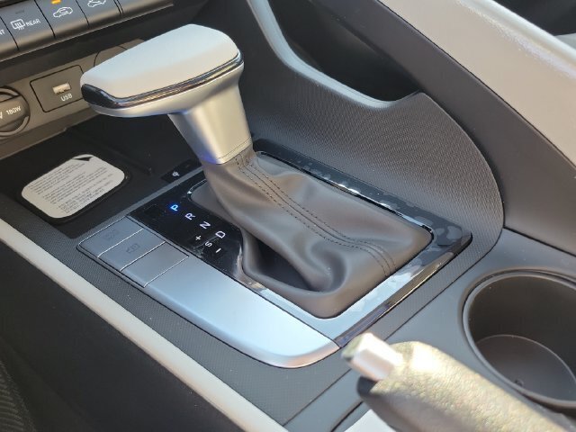 New 2026 Hyundai Elantra SEL Sport FWD image 16