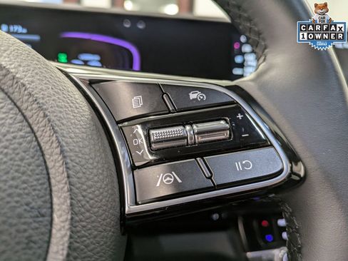 Certified 2025 Kia Seltos S AWD/4WD image 18