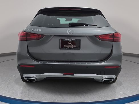 New 2026 Mercedes-Benz GLA 250 image 6