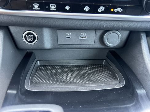 Certified 2023 Nissan Rogue SV FWD image 7