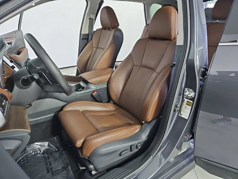 Certified 2025 Subaru Outback Touring XT AWD/4WD image 22