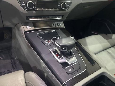 Used 2019 Audi Q5 Prestige image 21