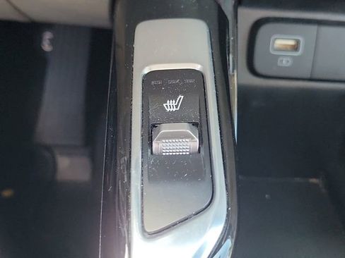 Certified 2023 Kia Sorento SX FWD image 28