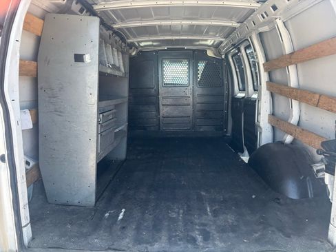 Used 2020 GMC Savana 2500 w/ Driver Convenience Package RWD image 17