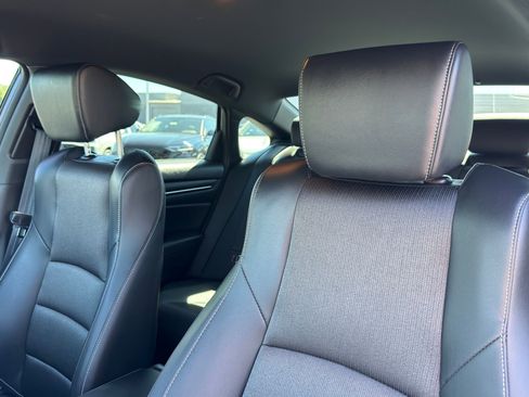 Used 2022 Honda Accord Sport image 11
