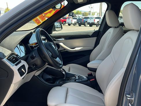 Used 2020 BMW X1 xDrive28i w/ Convenience Package AWD/4WD image 30