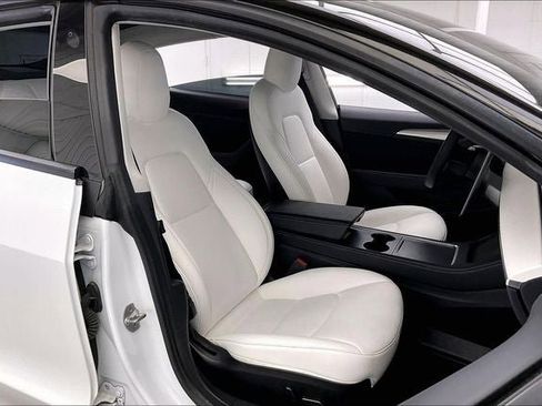 Used 2021 Tesla Model 3 Standard Range Plus RWD image 7