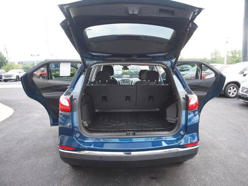 Used 2020 Chevrolet Equinox LT w/ Driver Convenience Package AWD/4WD image 5