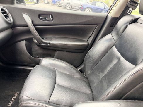 Used 2010 Nissan Maxima 3.5 SV w/ Sport Pkg FWD image 12