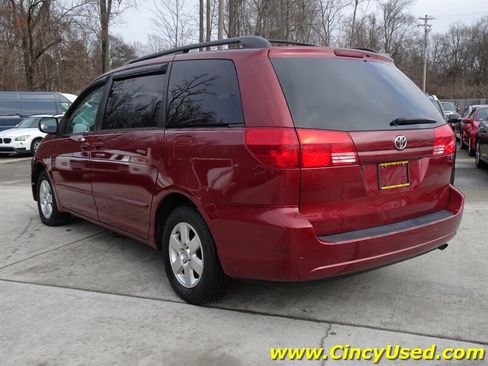 Used 2004 Toyota Sienna LE FWD image 9