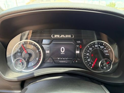 Used 2022 RAM 2500 Big Horn w/ Night Edition AWD/4WD image 29