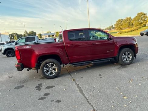 Used 2018 Chevrolet Colorado Z71 AWD/4WD image 8