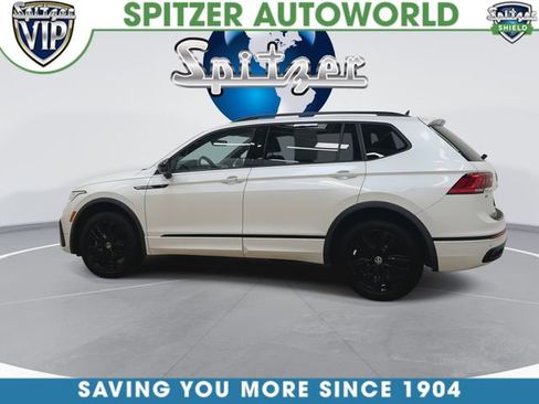 Used 2022 Volkswagen Tiguan SE R-Line image 2