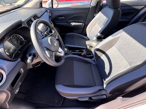 New 2025 Nissan Versa SV image 9
