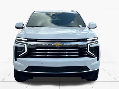 Used 2025 Chevrolet Tahoe LT RWD image 9