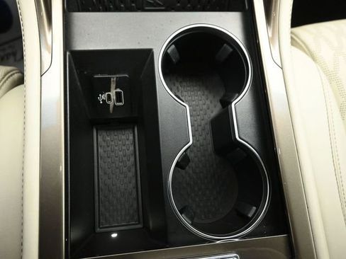 Used 2024 Lincoln Nautilus Black Label w/ Jet Appearance Package (87T) image 21