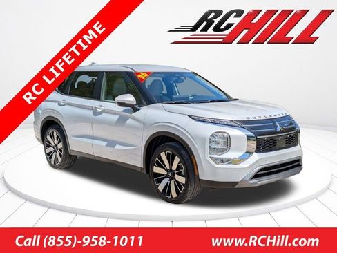 New 2026 Mitsubishi Outlander SE FWD image 1