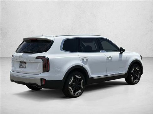 Used 2024 Kia Telluride EX FWD image 7