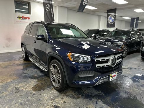 Used 2022 Mercedes-Benz GLS 450 4MATIC image 4