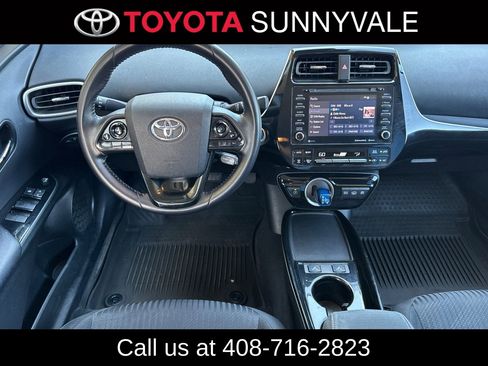 Used 2021 Toyota Prius Prime LE FWD image 18