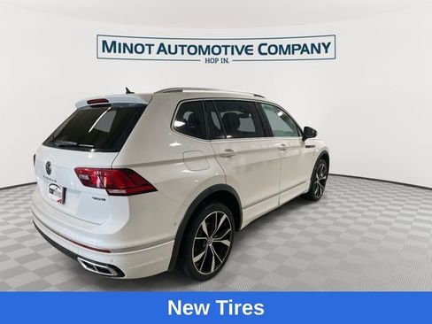 Used 2023 Volkswagen Tiguan SEL R-Line AWD/4WD image 8