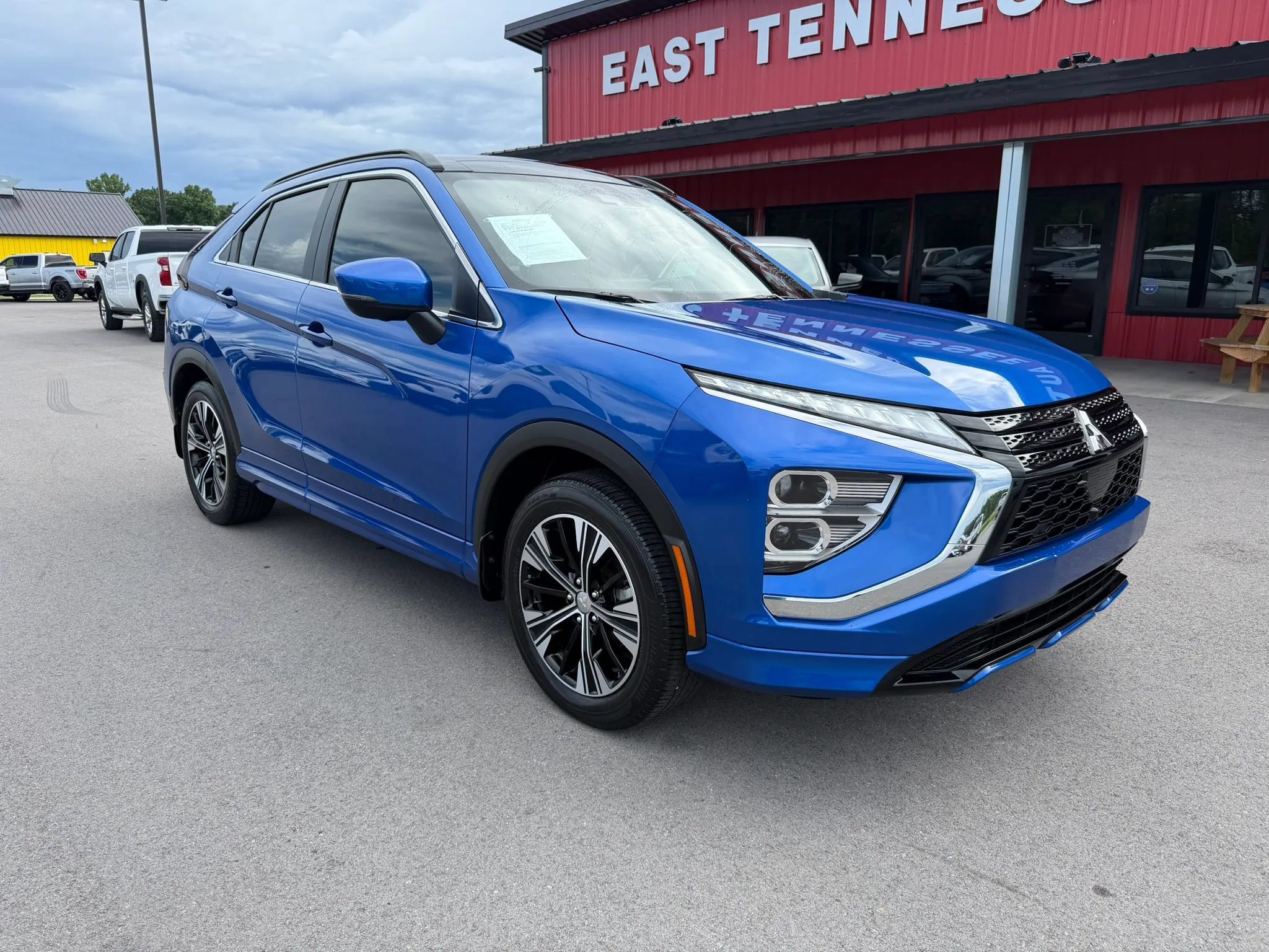 Used 2022 Mitsubishi Eclipse Cross SE FWD image 1