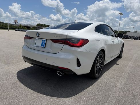 Used 2023 BMW 430i Coupe w/ Convenience Package RWD image 9
