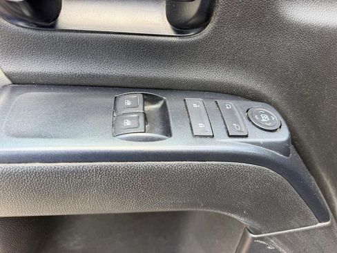Used 2014 Chevrolet Silverado 1500 W/T w/ WT Convenience Package AWD/4WD image 13