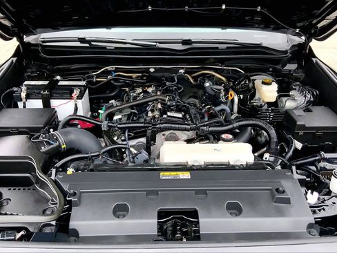 Used 2025 Toyota Tacoma TRD Sport RWD image 31