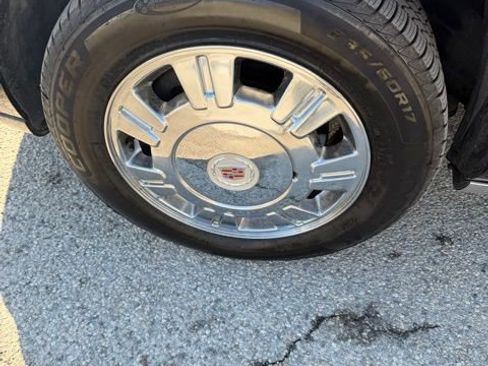 Used 2011 Cadillac DTS Limousine image 12