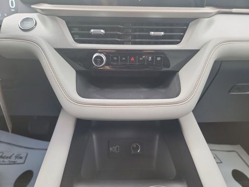 New 2026 Ford Explorer Active w/ Active Comfort Package AWD/4WD image 18